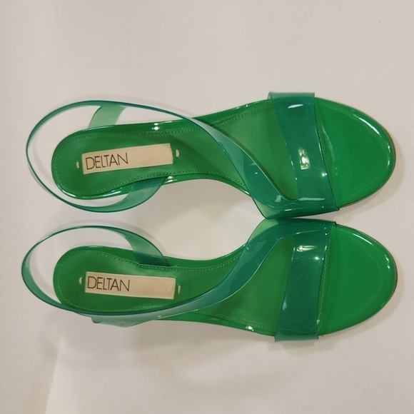 Women's Tinsley Clear Vinyl Peep Toe Party Festive Summer Sandal Heels 9.5 - Picture 15 of 15